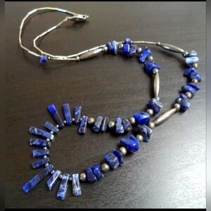 VINTAGE ESTATE LAPIS LAZULI BEADED 28" NECKLACE